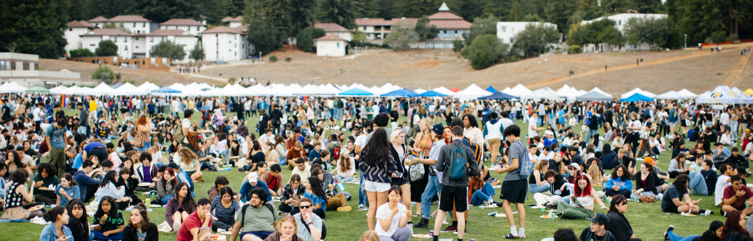 Thousands of UC Santa Cruz students enjoying Cornucopia 2023 on the East Upper Field.